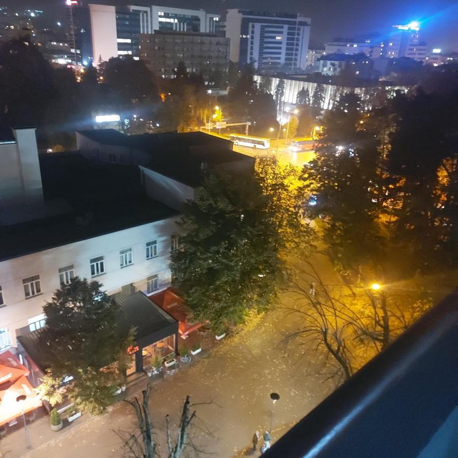 Apartman Pozoriste Penthaus Banja Luka Buitenkant foto