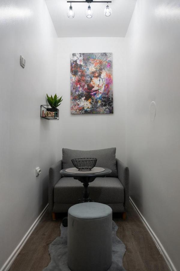 Apartman Pozoriste Penthaus Banja Luka Buitenkant foto