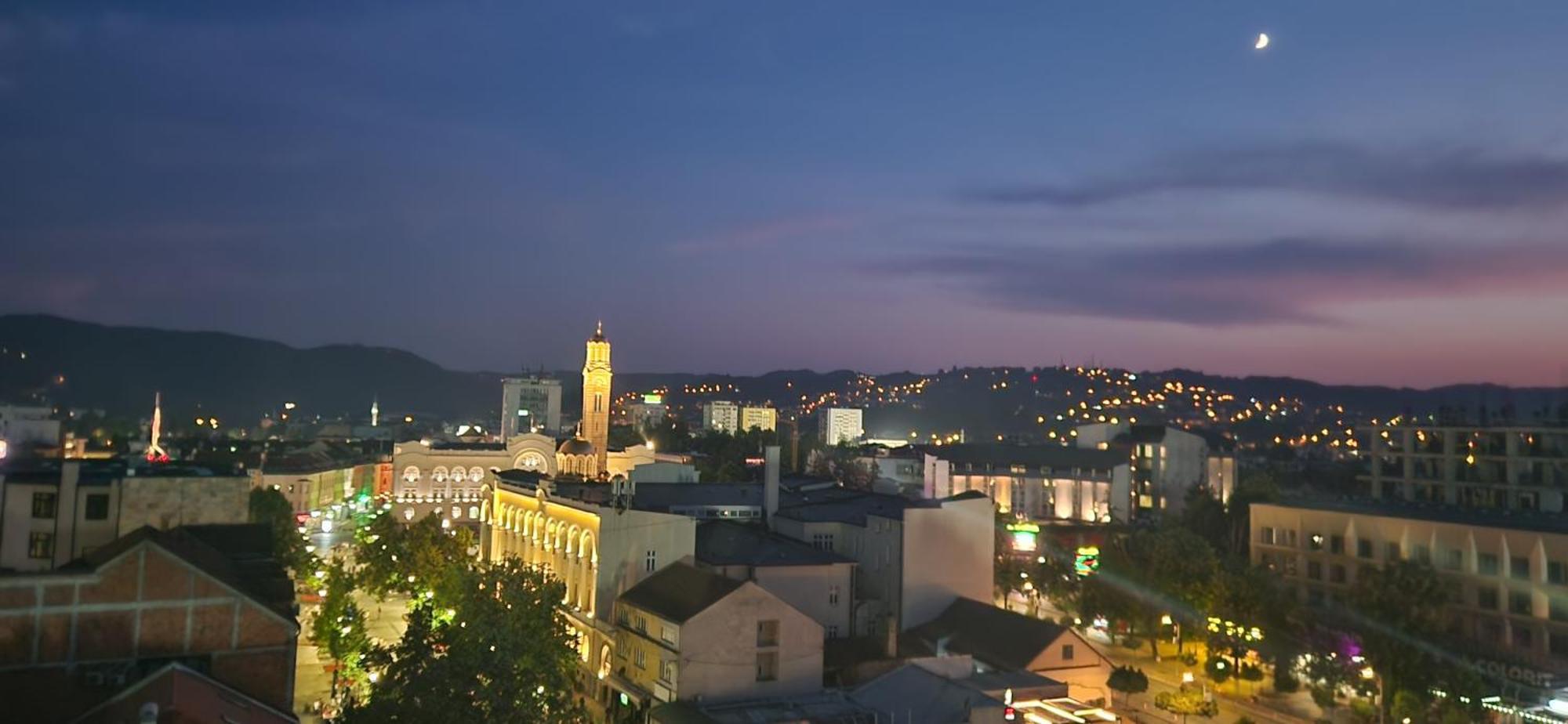 Apartman Pozoriste Penthaus Banja Luka Buitenkant foto
